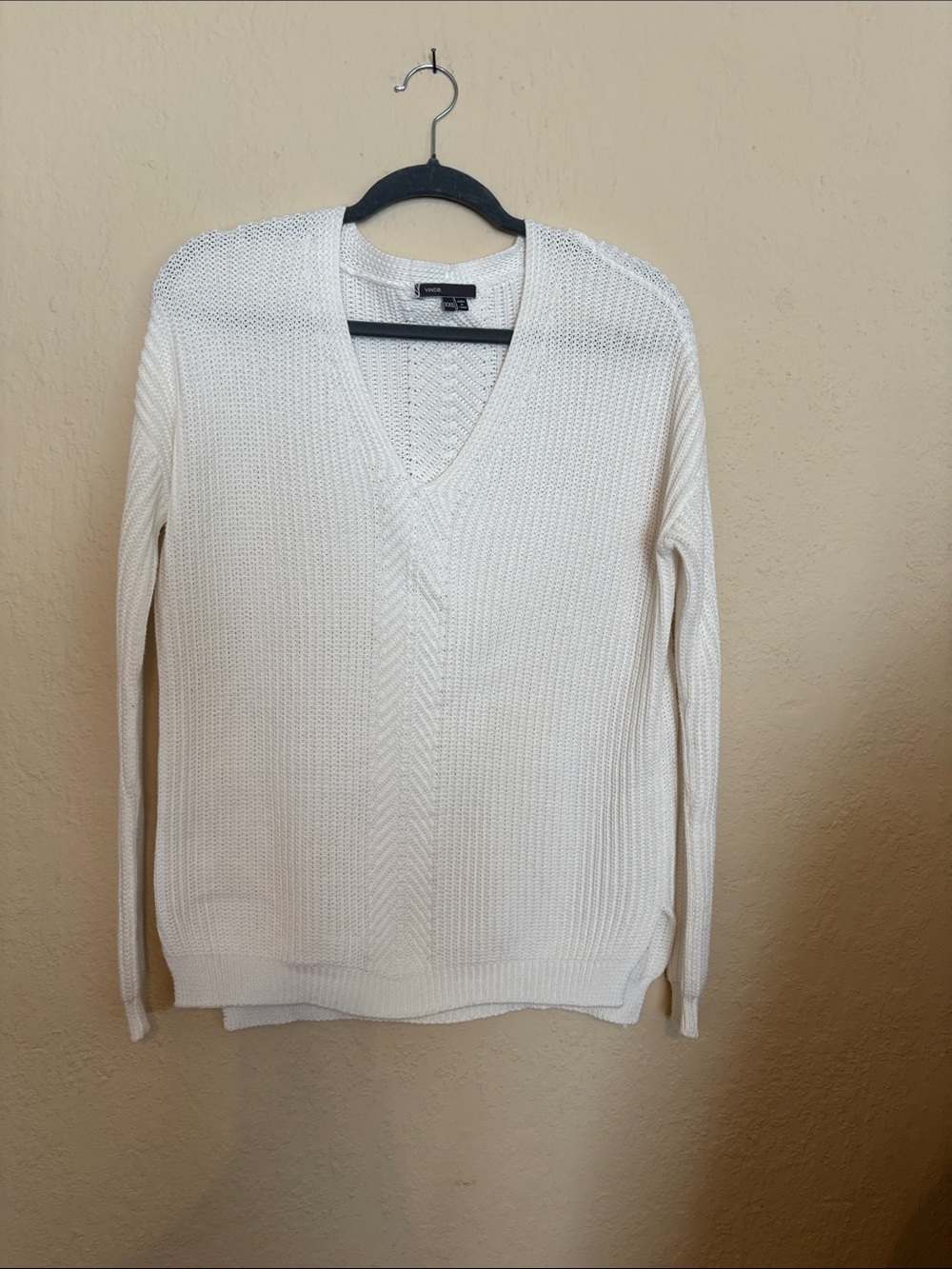 Vince Cream V-Neck Knit Sweater